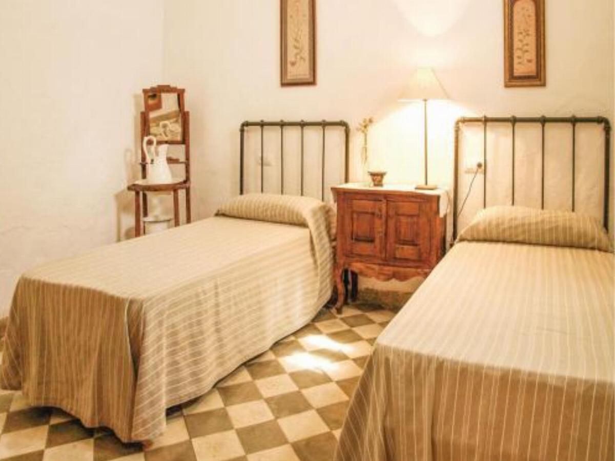 Five-Bedroom Holiday Home in Castil de Campos Hotel Castil de Campos Spain