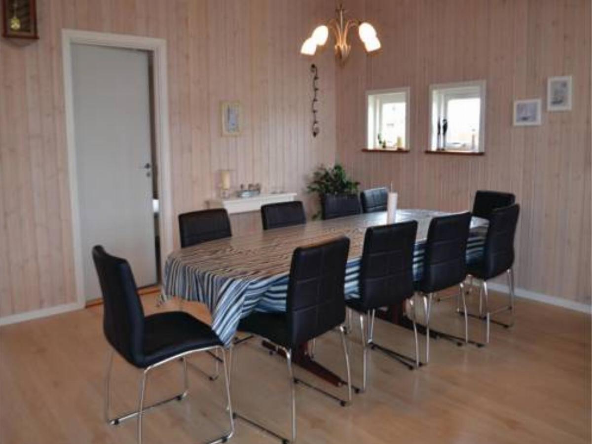 Five-Bedroom Holiday home Tarm with a Fireplace 03 Hotel Hemmet Denmark