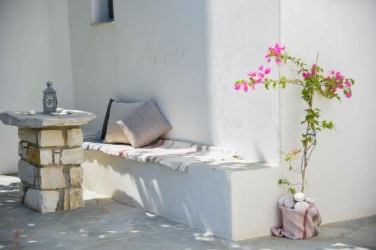 Flora & Agelos Studios Hotel Chrissi Akti Greece