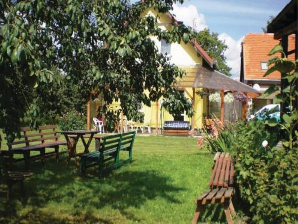 Four-Bedroom Holiday home Chelmno with a Fireplace 07 Hotel Chełmno Poland