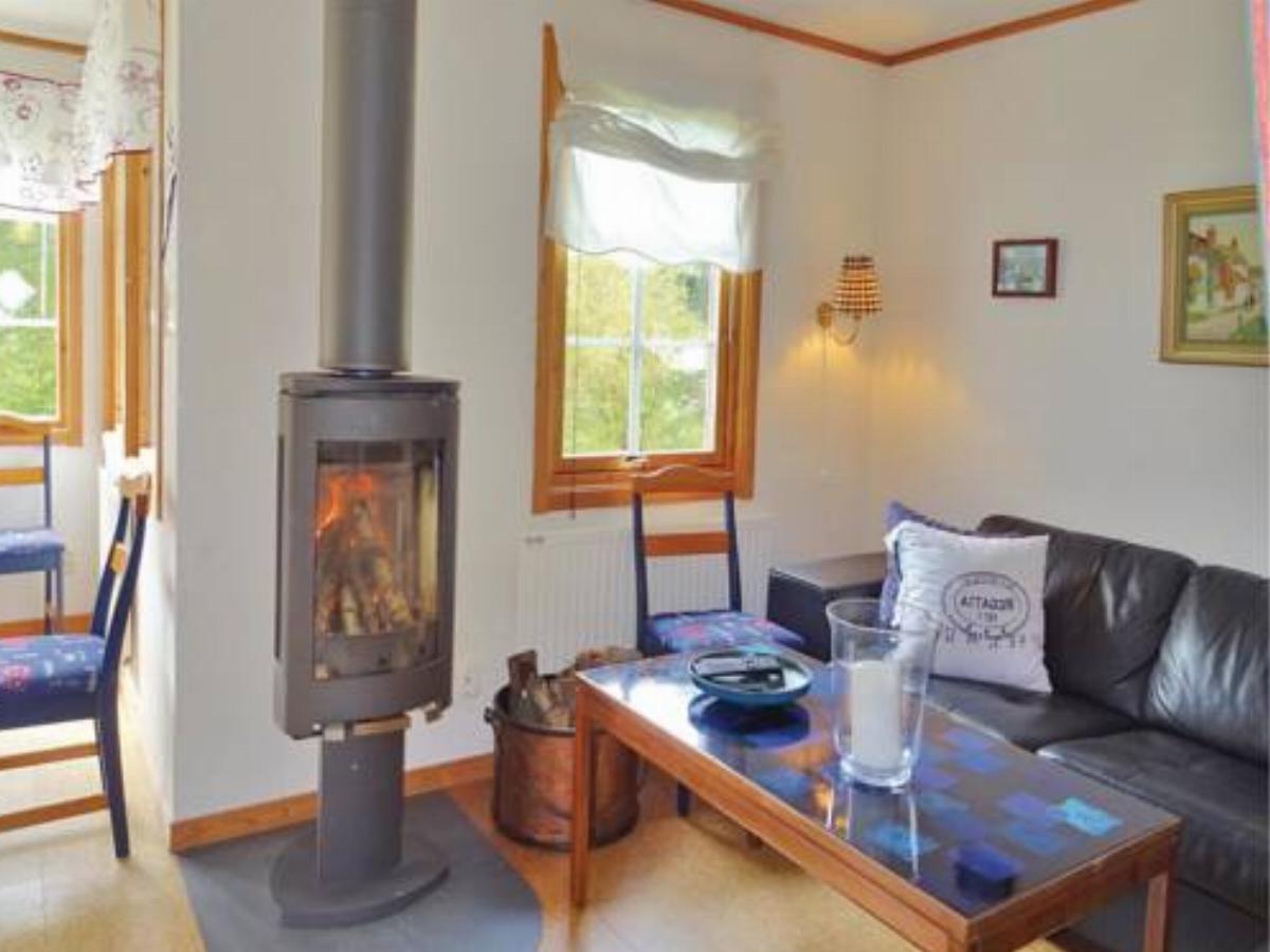 Four-Bedroom Holiday home with a Fireplace in Sölvesborg Hotel Hällevik Sweden
