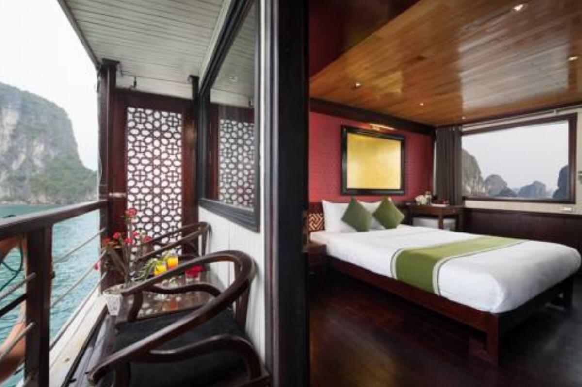 Garden Bay Premium Cruise Hotel Ha Long Vietnam