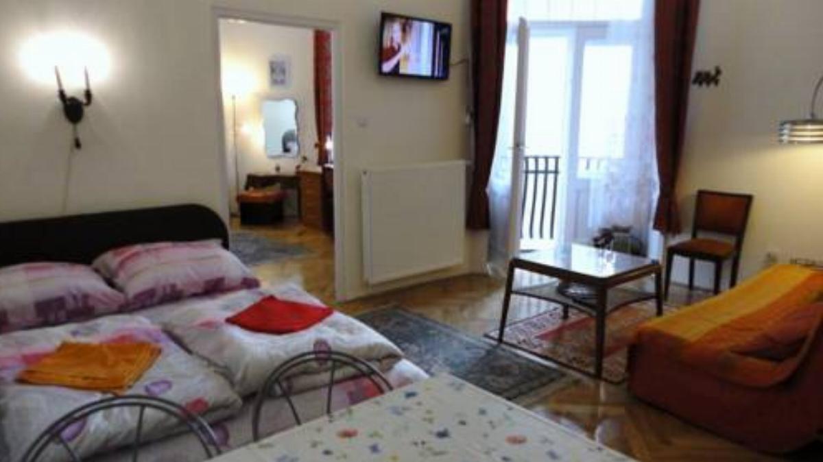 Garibaldi 5 Apartments & Rooms Hotel Budapest Hungary