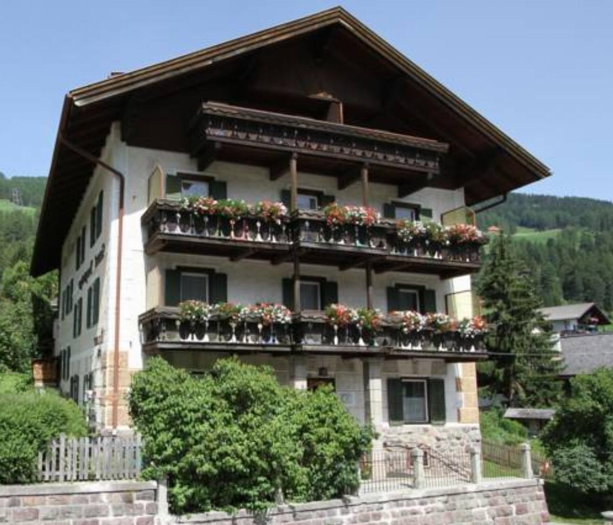 Garni Bergsteiger Hotel Sesto Italy
