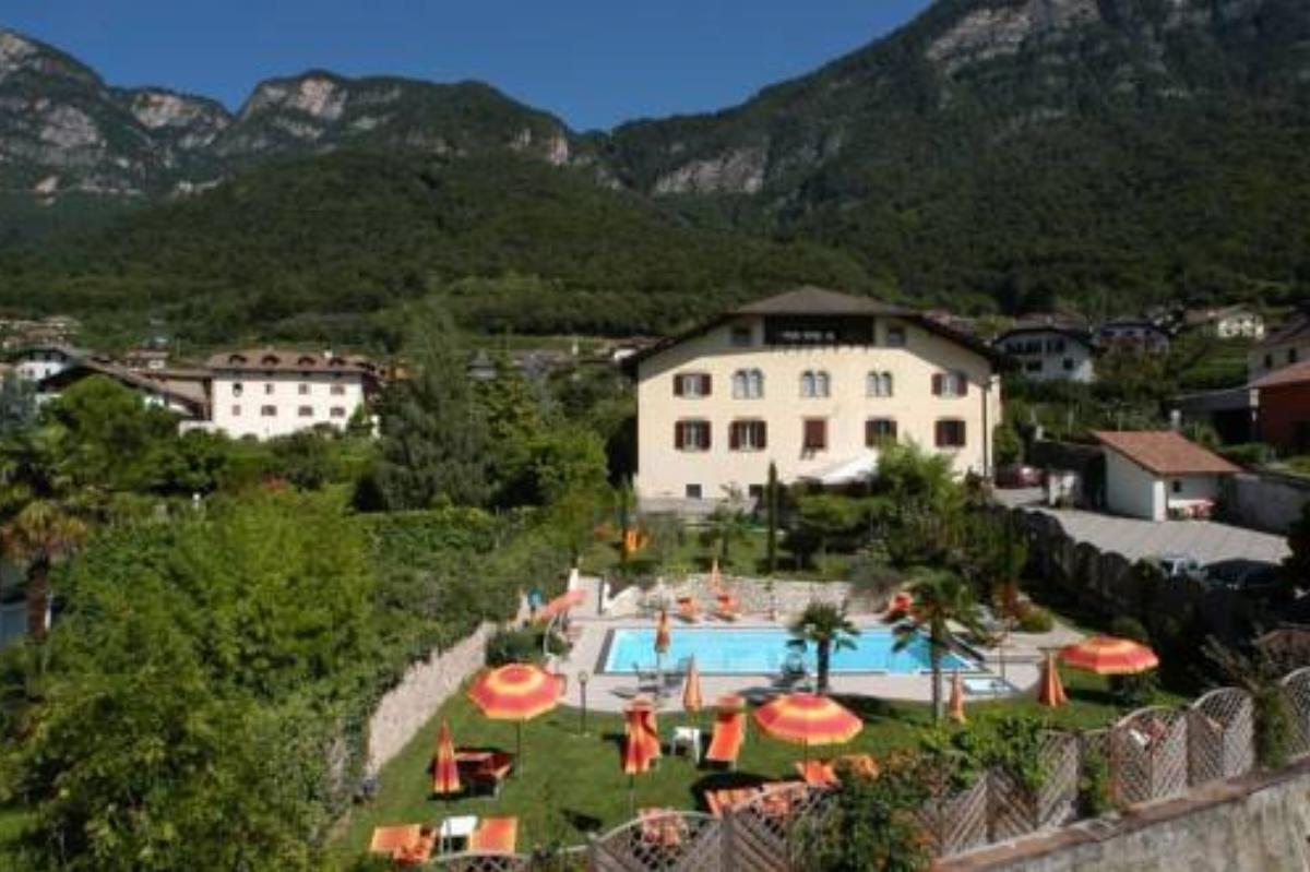 Garni Brunnenhof Hotel Caldaro Italy