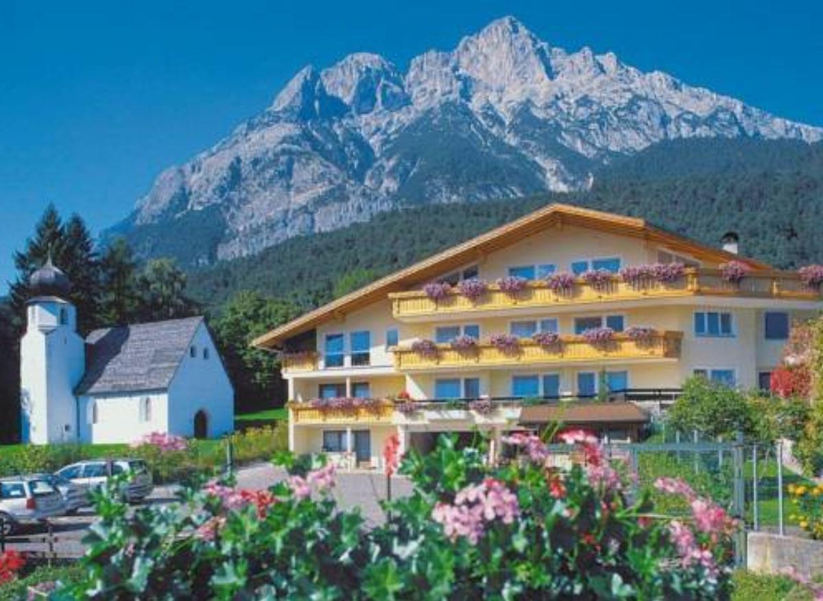 Gasthof Berghof Hotel Telfs Austria