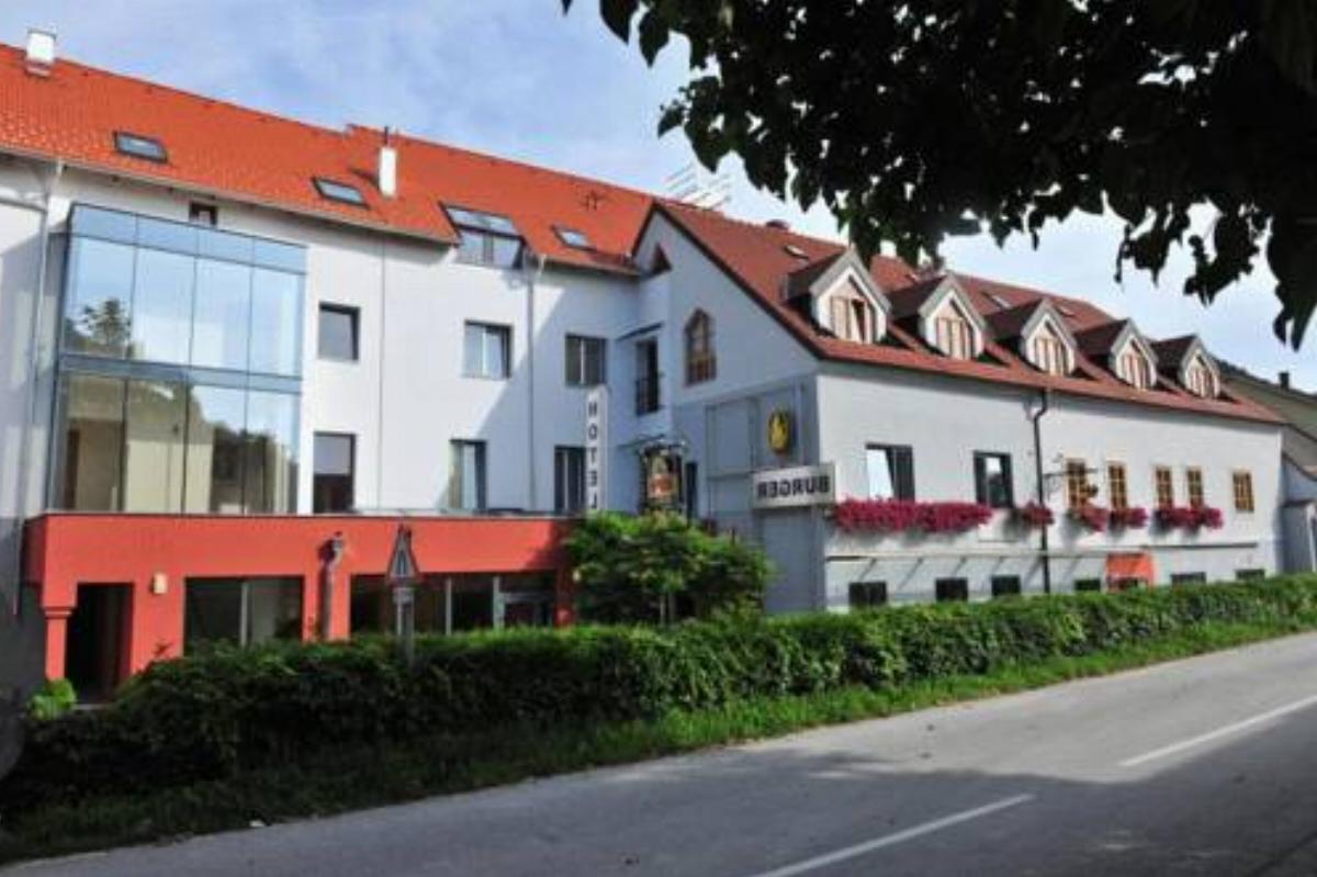 Gasthof Hotel Zur goldenen Krone Hotel Furth Austria
