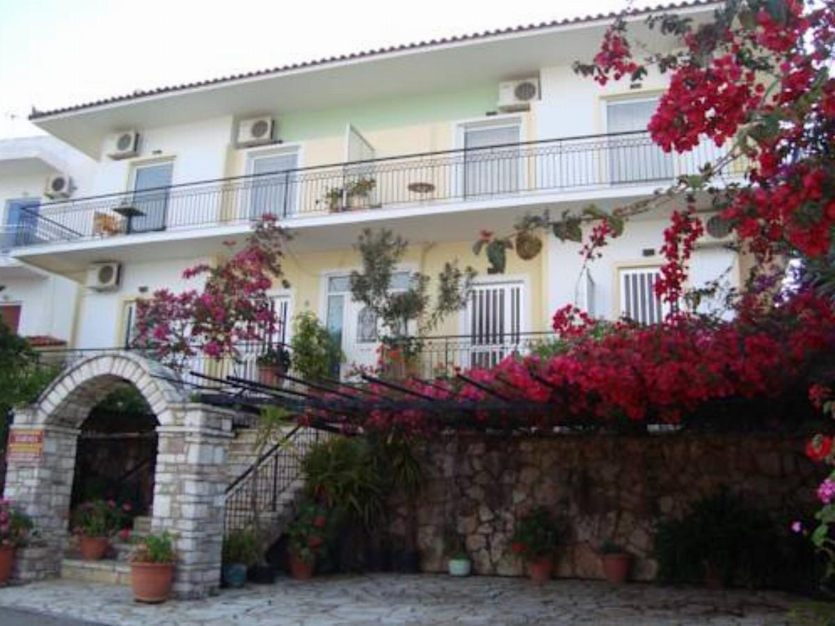 George's Apartments Hotel Chrani Greece