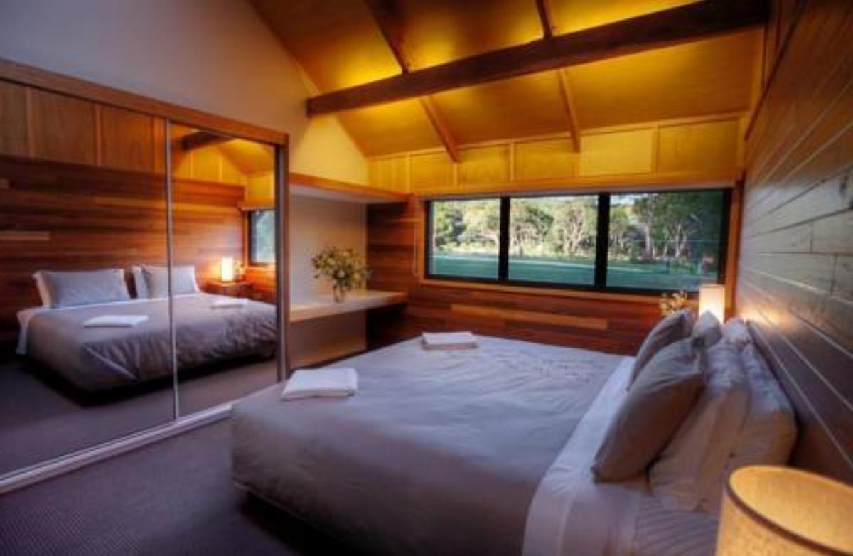 Girraween Environmental Lodge Hotel Wyberba Australia