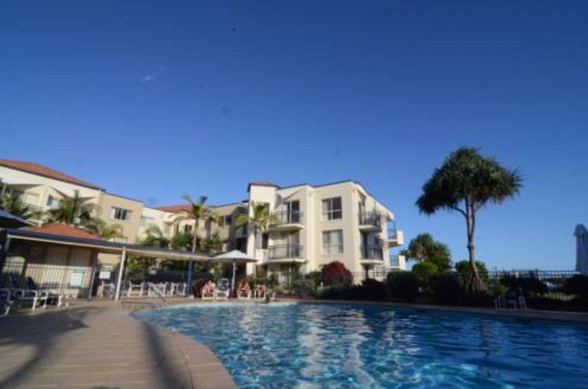 Golden Riviera Beach Resort Hotel Gold Coast Australia