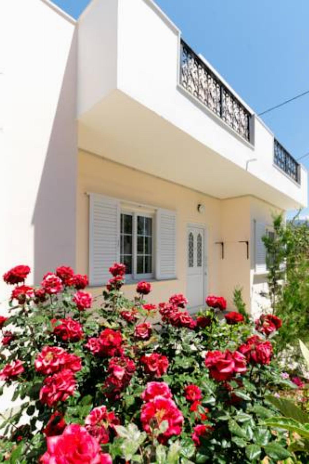 Golden Star Apartments Hotel Makry Gialos Greece