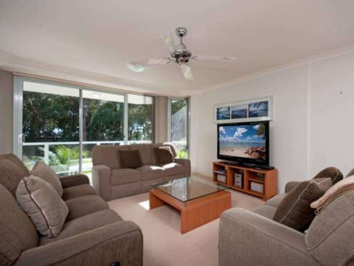 Government Road, Unit 03, 153, Bagnalls Beach Apartment Hotel Corlette Australia