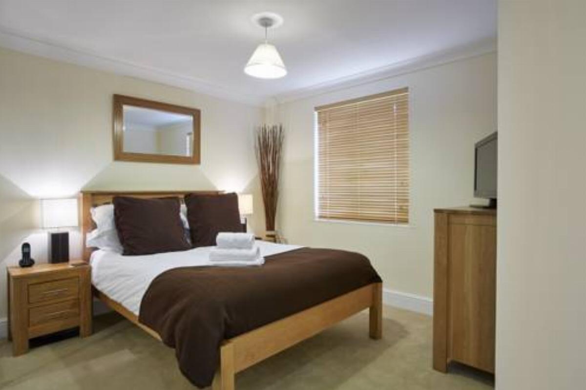 Gowring House Apartments by esa Hotel Bracknell United Kingdom