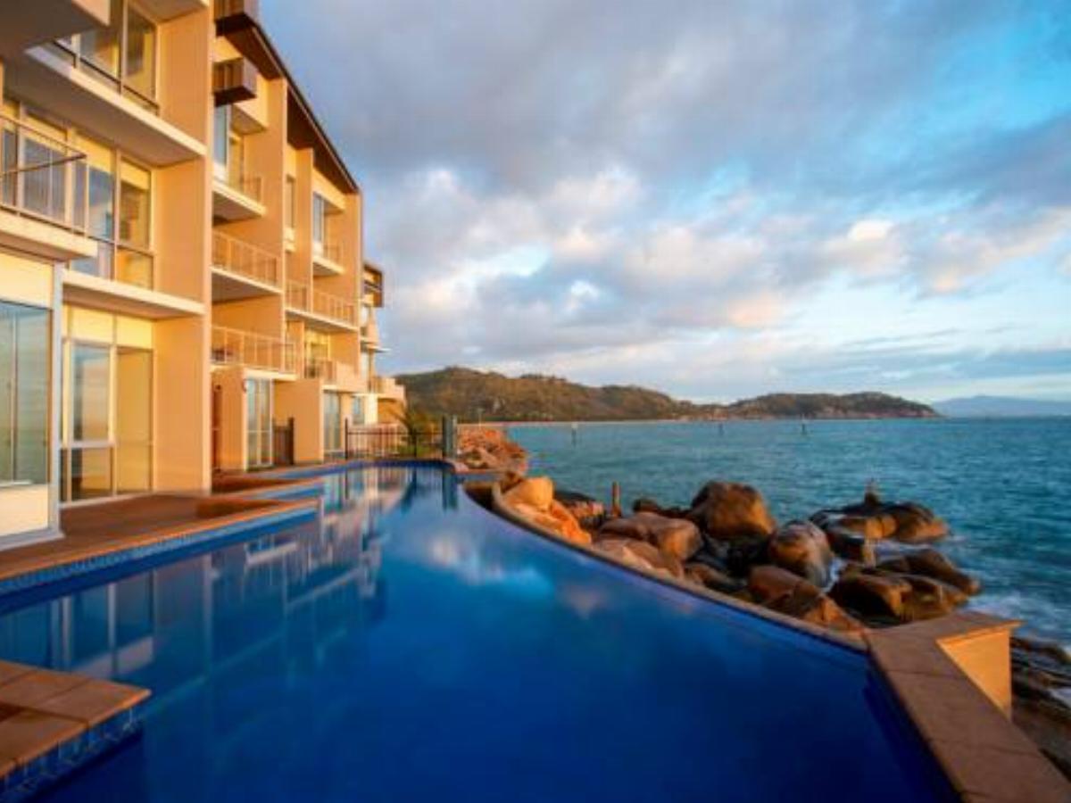 Grand Mercure Apartments Magnetic Island Hotel Nelly Bay Australia