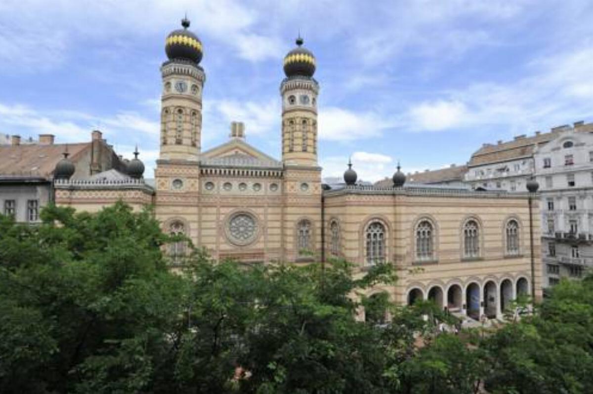 Grand Synagogue Dream Home Hotel Budapest Hungary