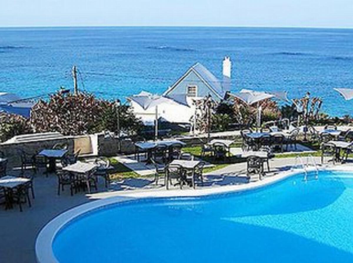 Grape Bay Beach Hotel Hotel Bermuda Bermuda