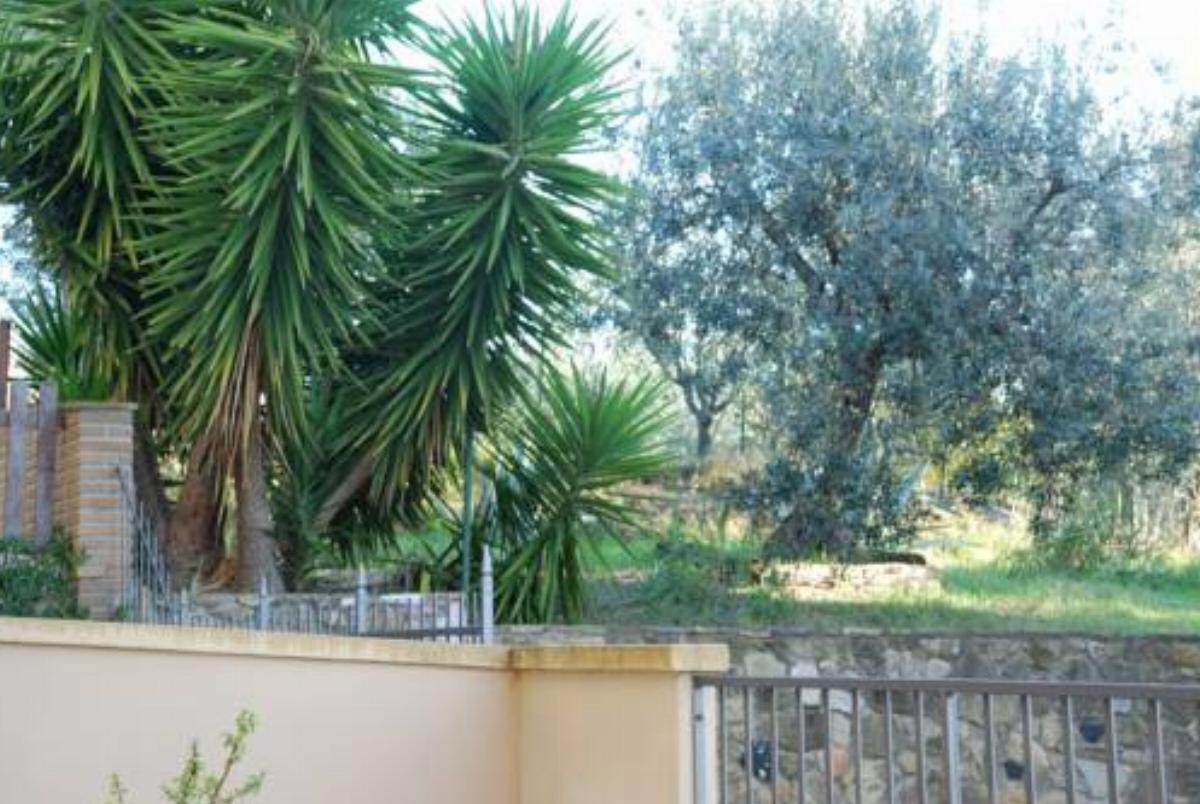 Graziosa Toscana con giardino Hotel Casale Marittimo Italy