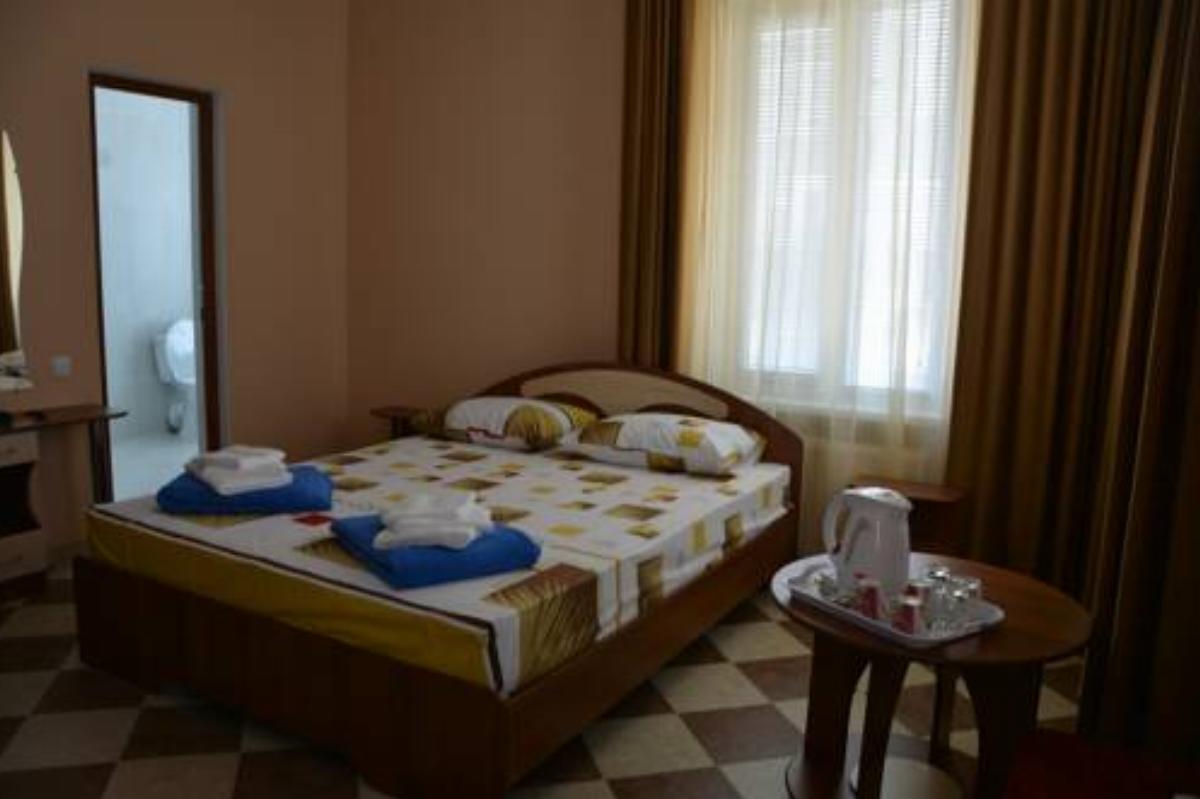 GreenHouse Guest House Hotel Koktebel Crimea