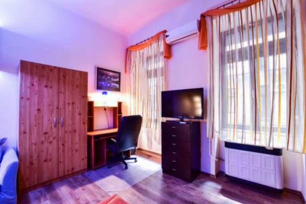 Gripping Lights, Cozy home for 4 Hotel Budapest Hungary