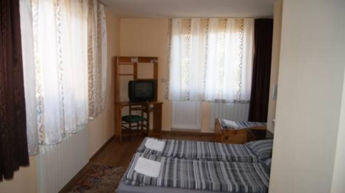 Guest House Garbevi Hotel Dobrinishte Bulgaria