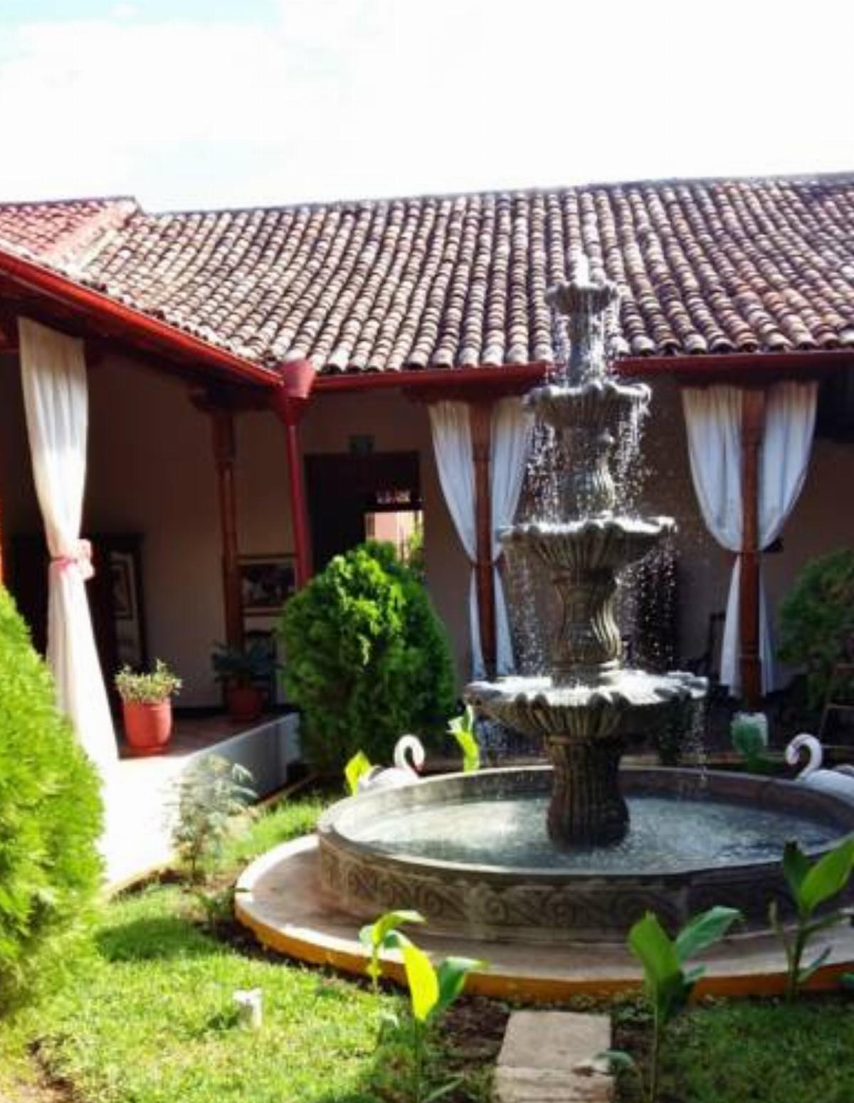 Guest House Los Corredores del Castillo Hotel Granada Nicaragua