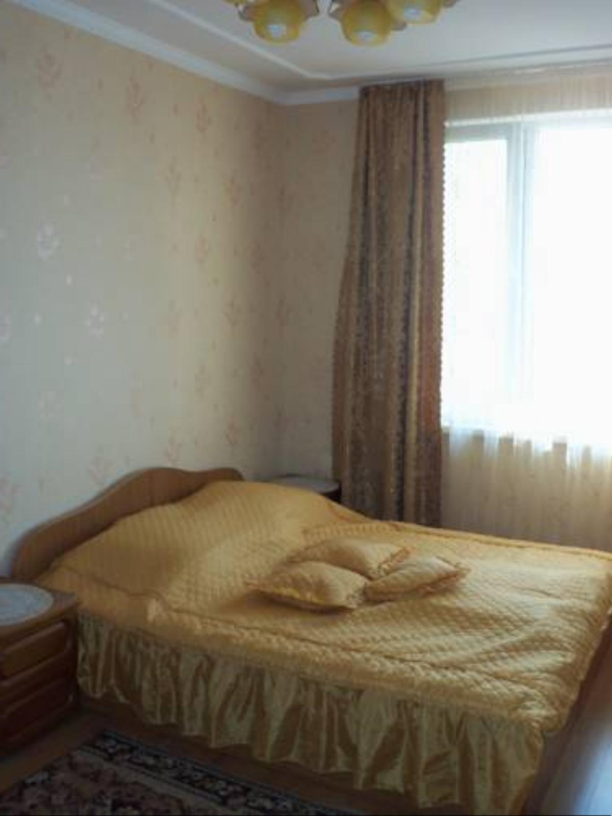 Guest house on Sevastopolskoe shosse 1v Hotel Alupka Crimea