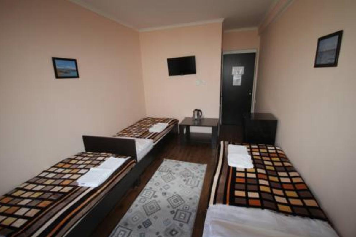 Guest House Parus Hotel Bosteri Kyrgyzstan