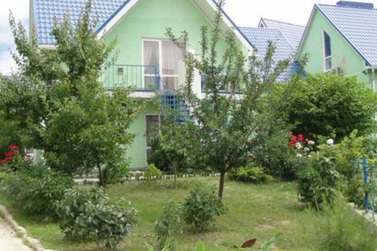 Guest house Zielienyie domiki Hotel Kurortne Crimea
