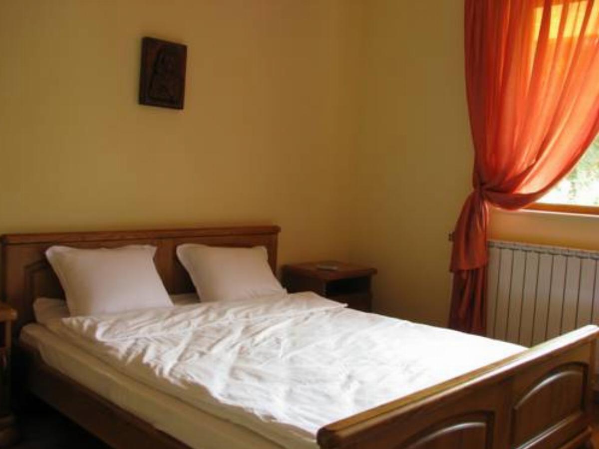 Guest Rooms Vidima Hotel Apriltsi Bulgaria