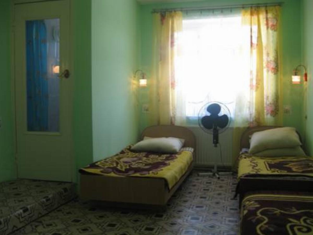 Guesthouse Genuya Hotel Feodosiya Crimea