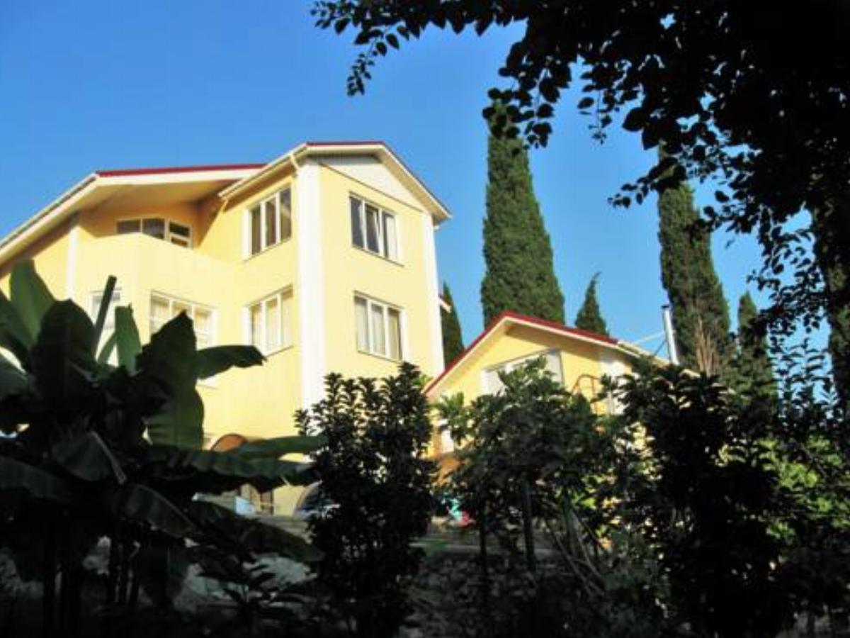 Guesthouse na Kraynem Pereulke Hotel Yalta Crimea
