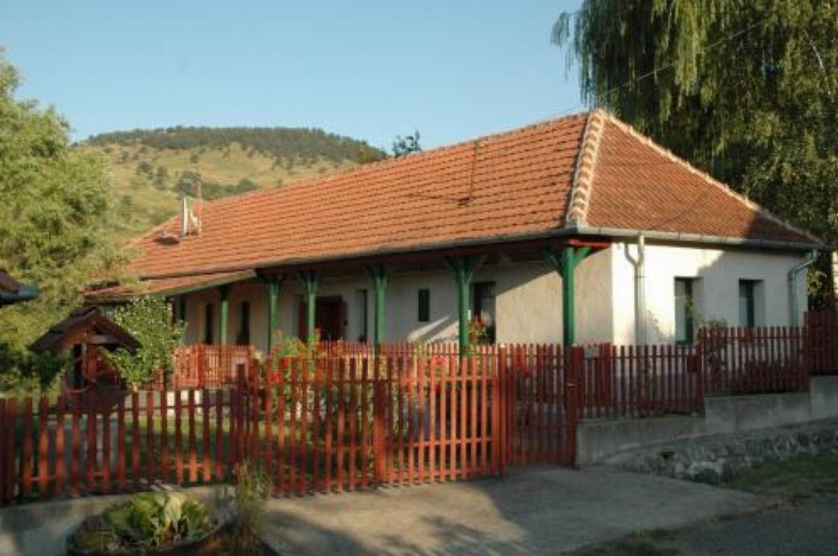 Guesthouse to the Jolly Zwingli Hotel Erdőhorváti Hungary