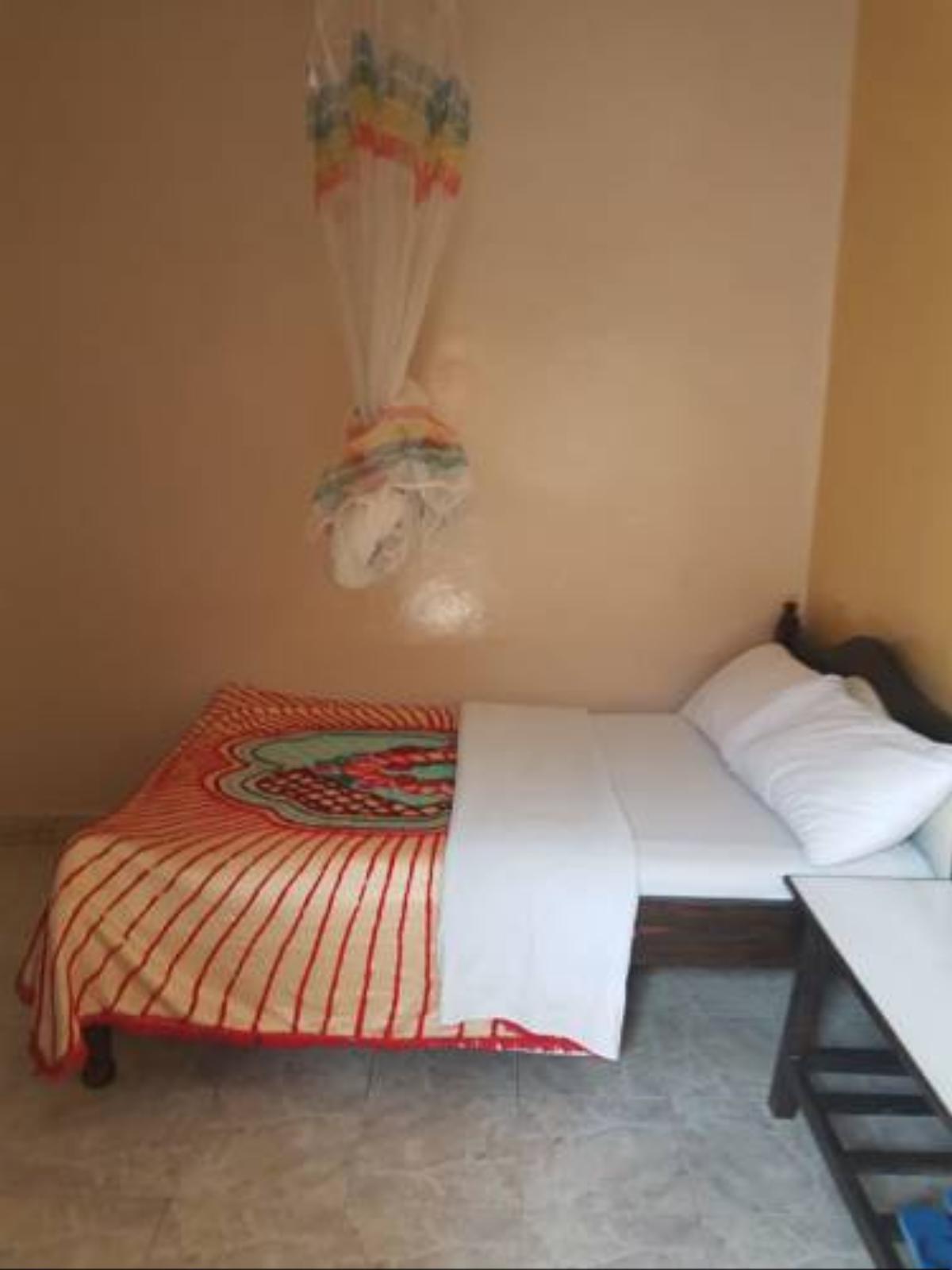 Guthera Guest House Hotel Mai Mahiu Kenya