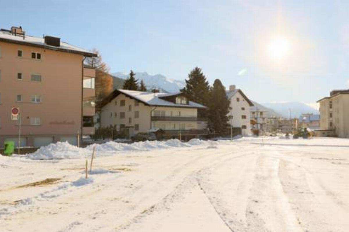 Haus Pramalinis - Mosbacher Hotel Davos Switzerland