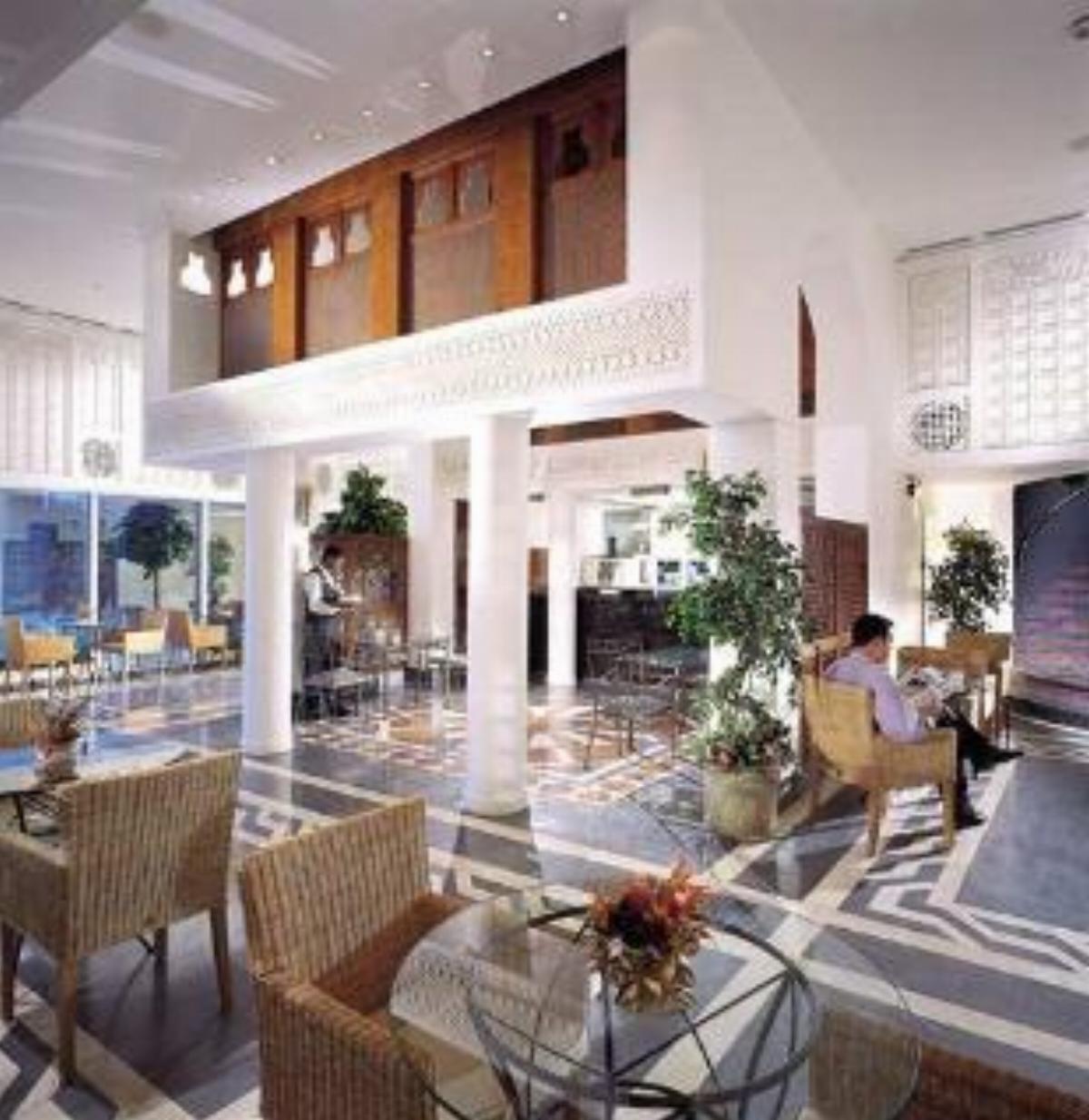 Hilton Baynunah Towers Hotel Abu Dhabi United Arab Emirates