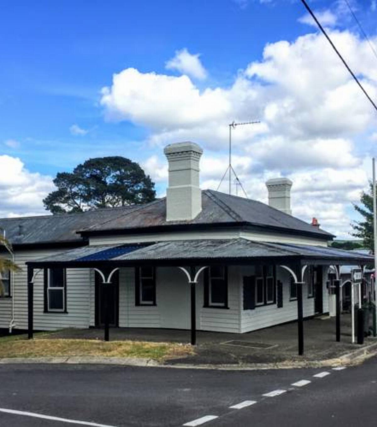 Historic Linton Post Office Hotel Linton Australia