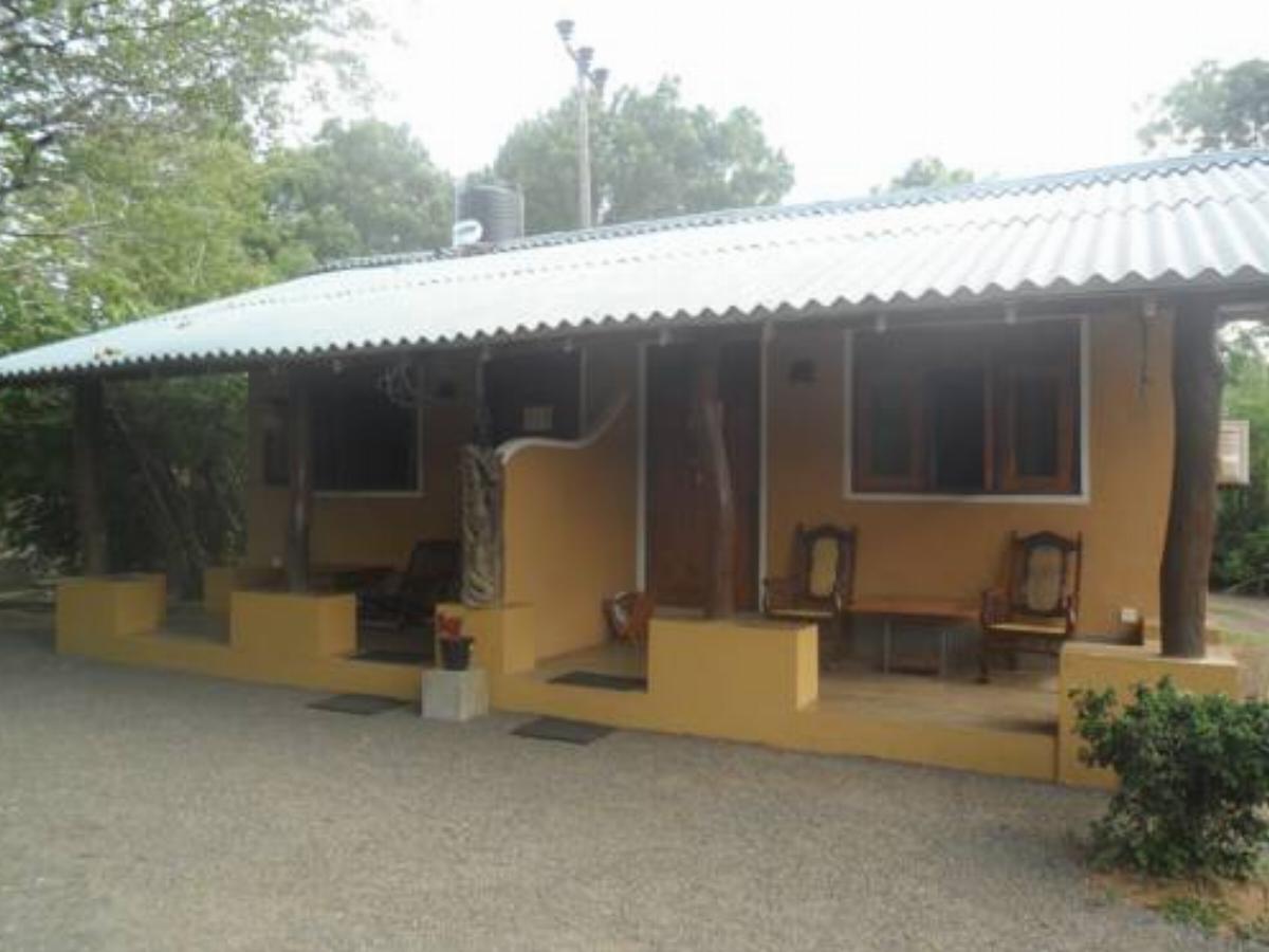 Holiday Cottage Hotel Sigiriya Sri Lanka
