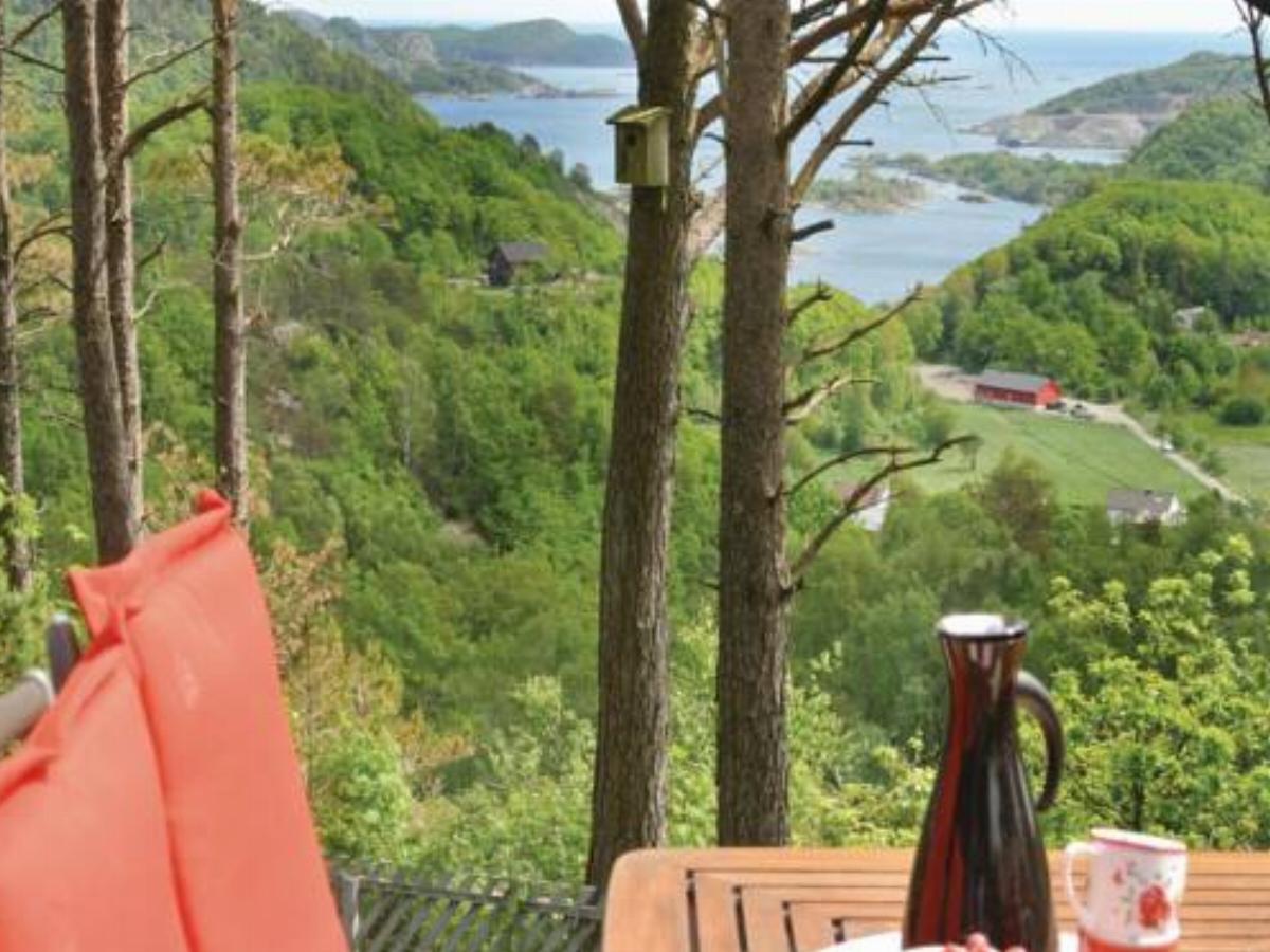 Holiday Home Lyngdal with Fireplace I Hotel Belland Norway