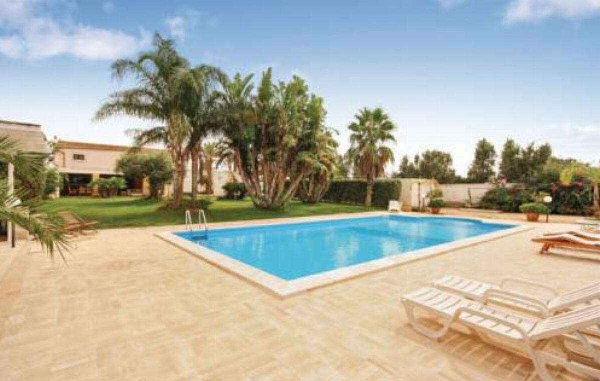 Holiday home Mazara del Vallo 22 with Outdoor Swimmingpool Hotel Mazara del Vallo Italy