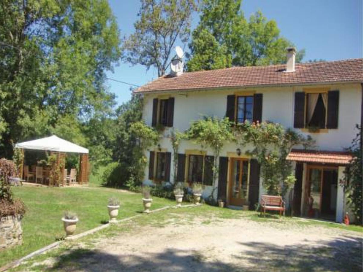 Holiday home Route de Fabas K-804 Hotel Betchat France