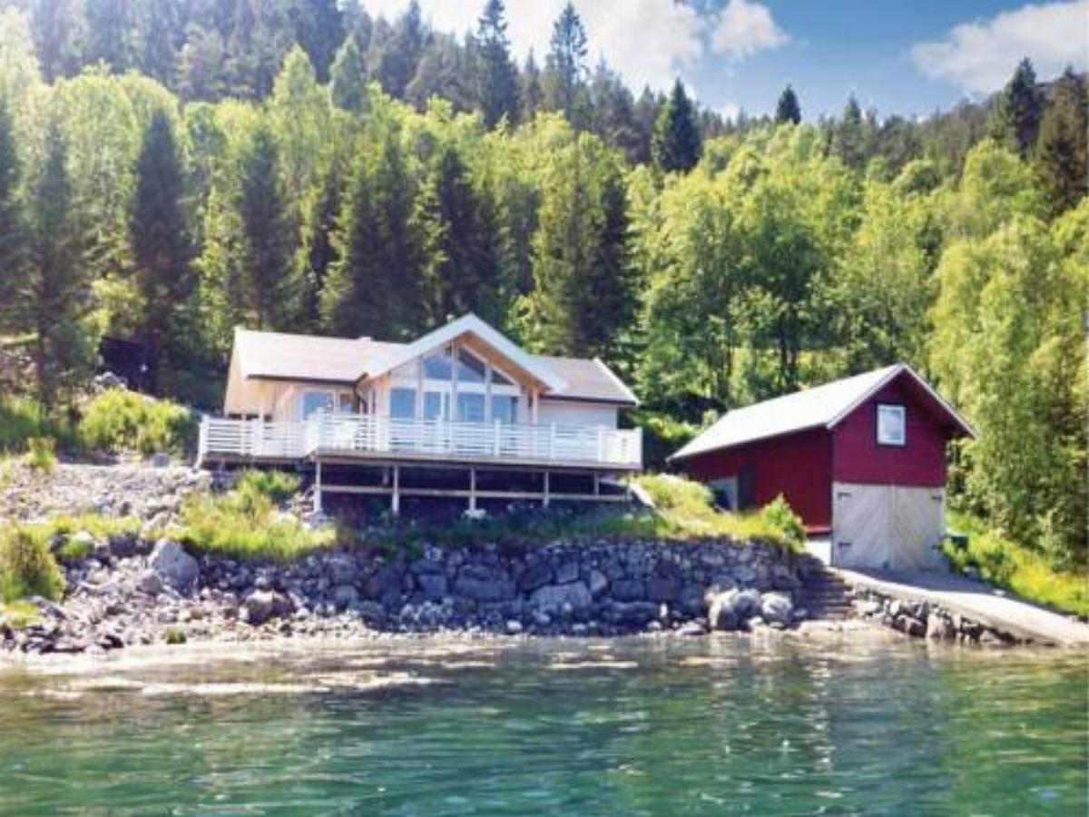 Holiday home Skodje Høyvika Hotel Brusdal Norway