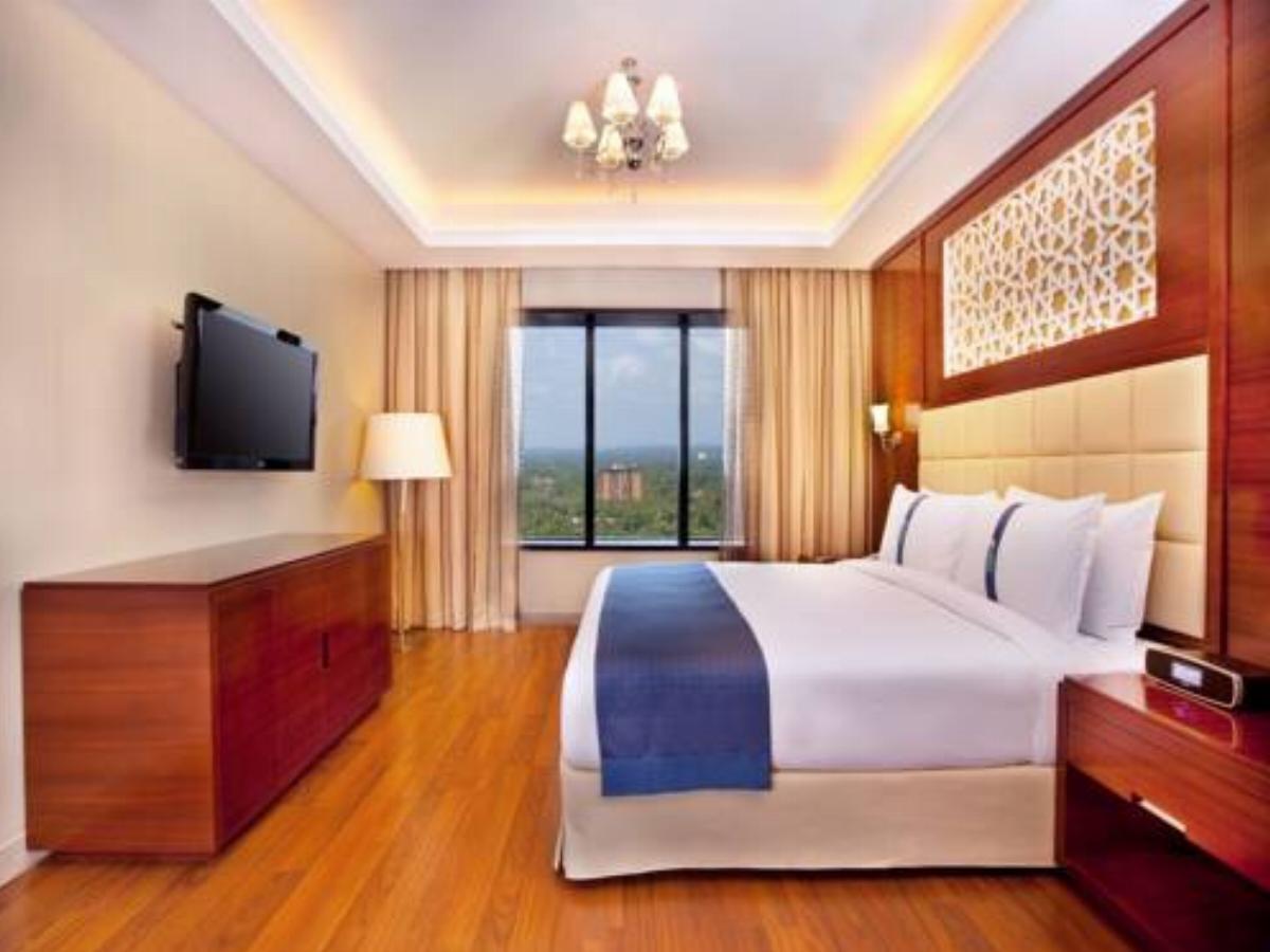 Holiday Inn Cochin Hotel Cochin India