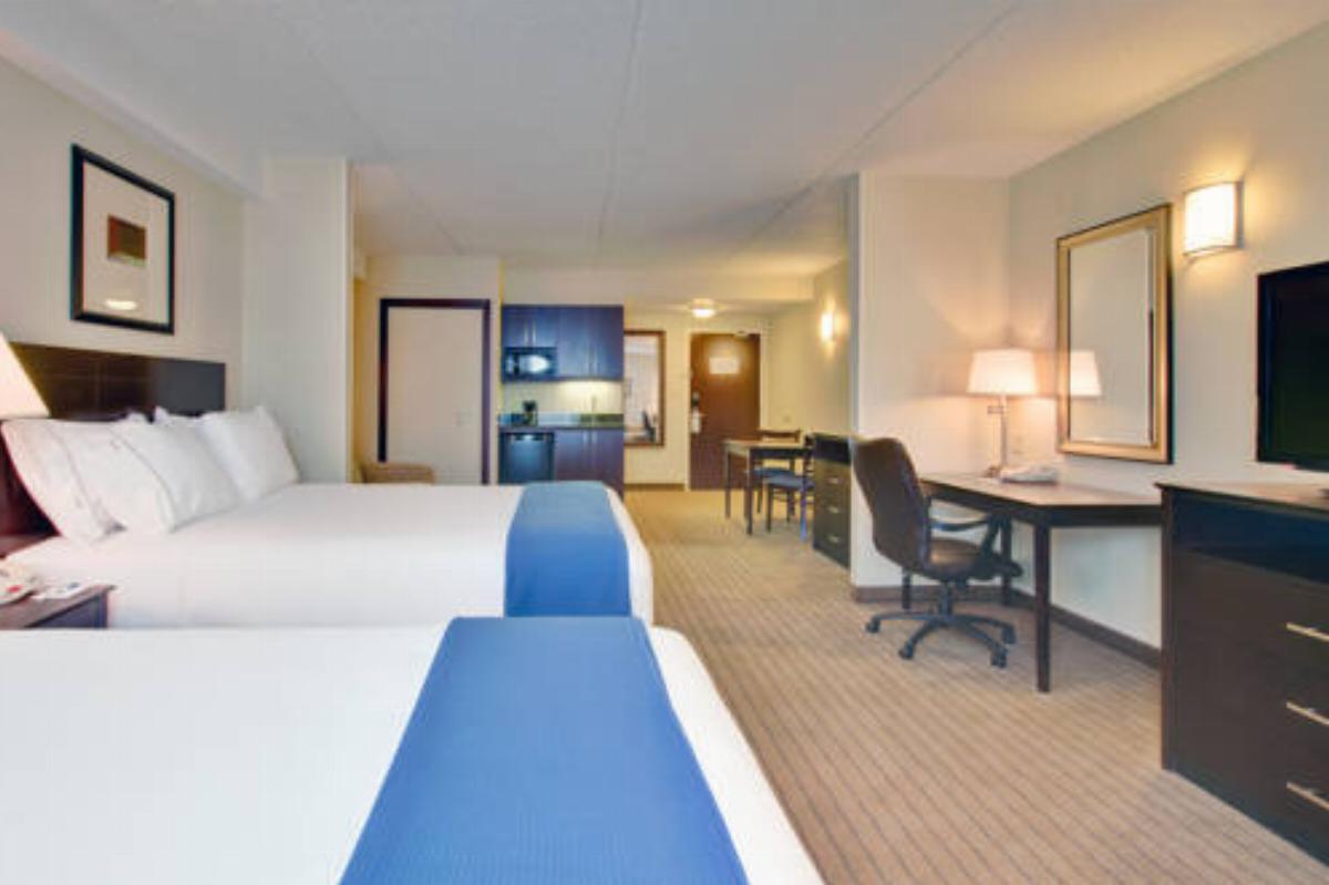 Holiday Inn Express and Suites Kincardine Hotel Kincardine Canada