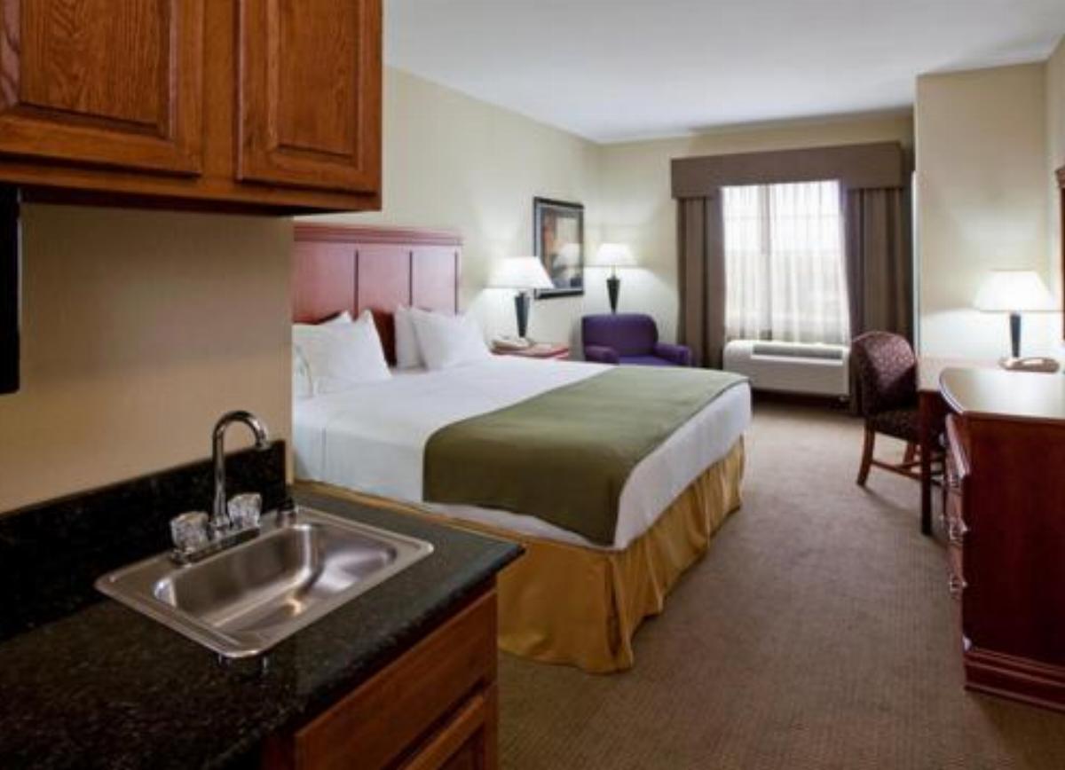 Holiday Inn Express Hotel and Suites Ada Hotel Ada USA