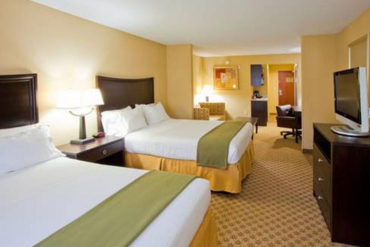 Holiday Inn Express Hotel & Suites Chestertown Hotel Chestertown USA