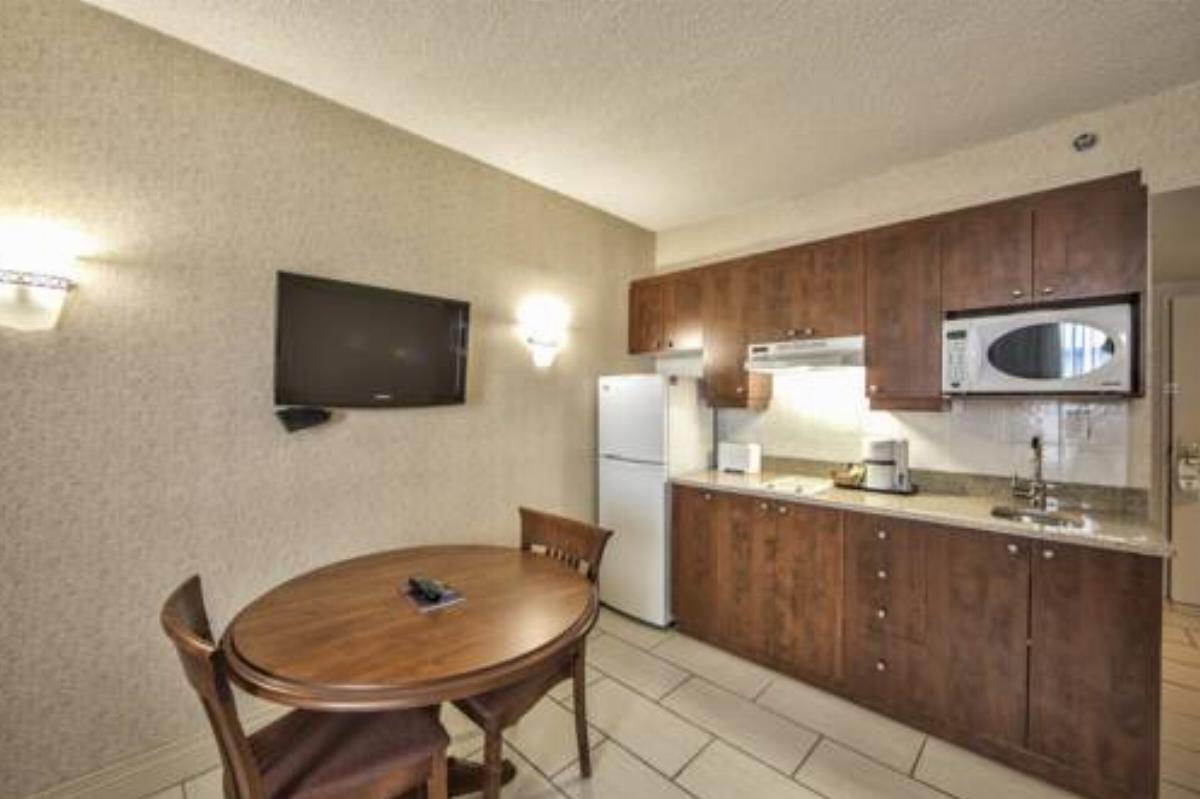 Holiday Inn Montreal Airport Hotel Dorval Canada