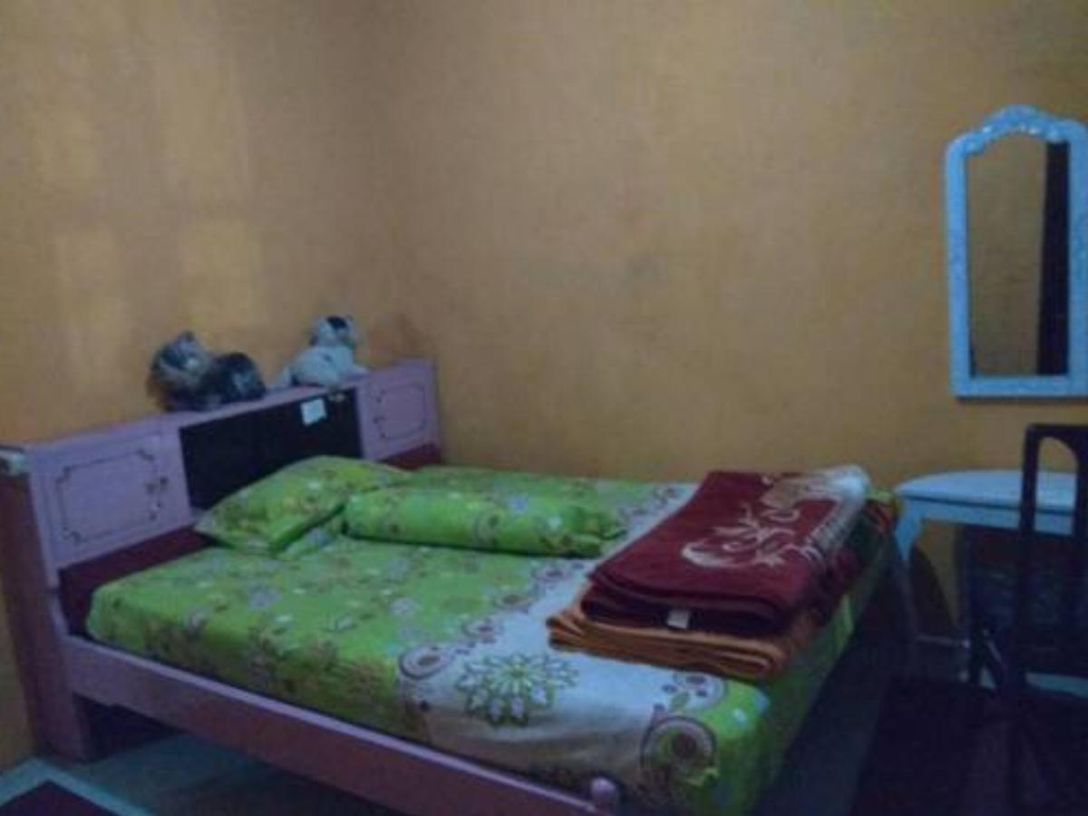 Homestay Harumsari Hotel Dieng Indonesia