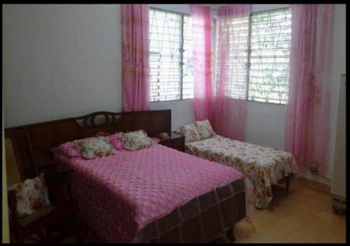 Hostal Casa Fonqui 020 - Habitación 1 Hotel Cienfuegos Cuba