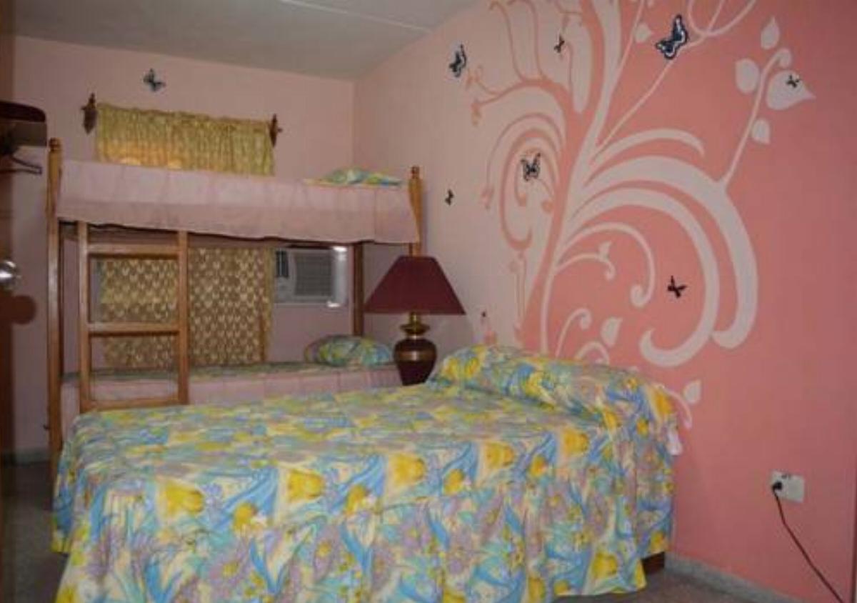 Hostal La Terraza William y Yanetsy 116 - Habitación 4 Hotel Cienfuegos Cuba