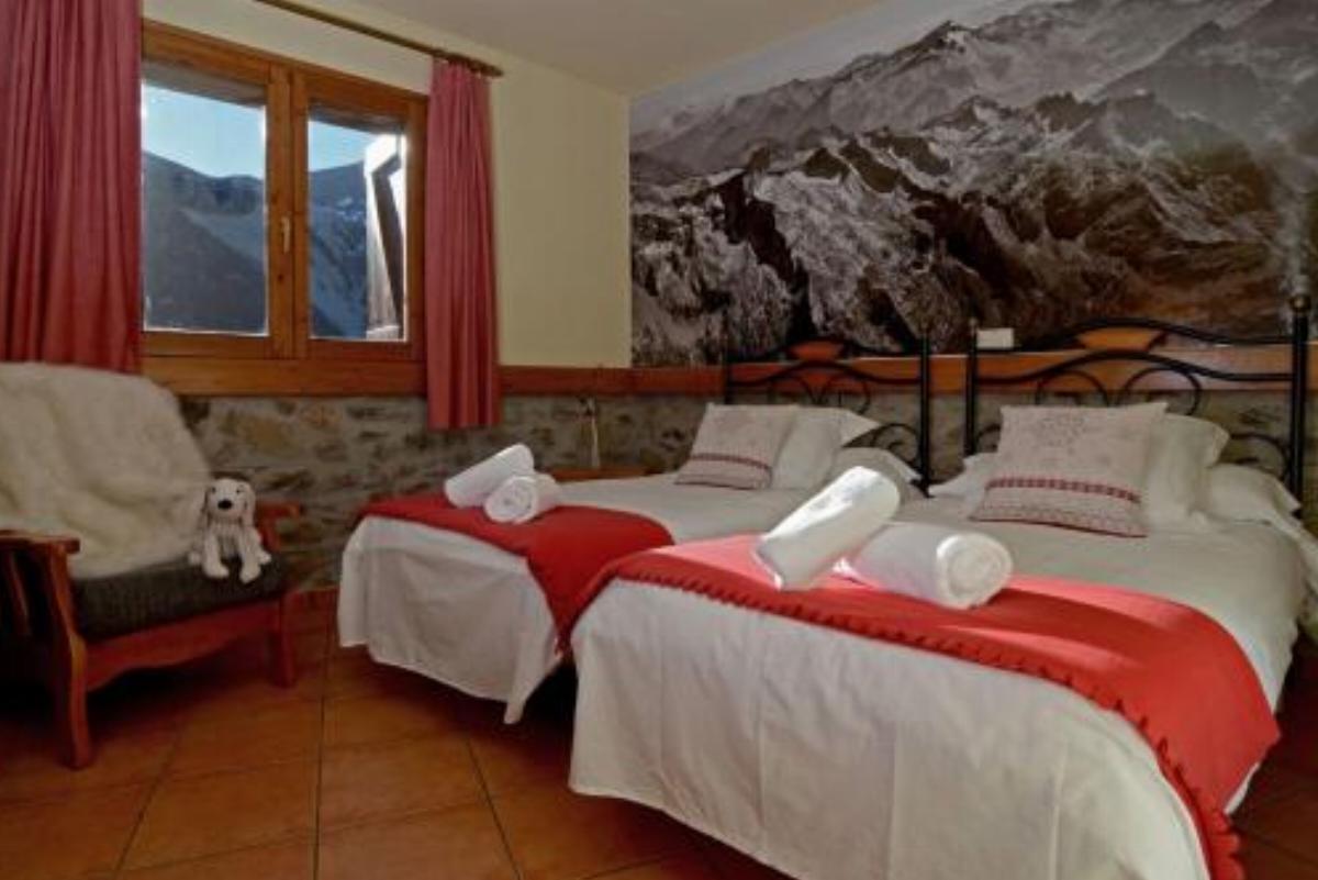Hostal Rural Casa Moline Hotel Aneto Spain